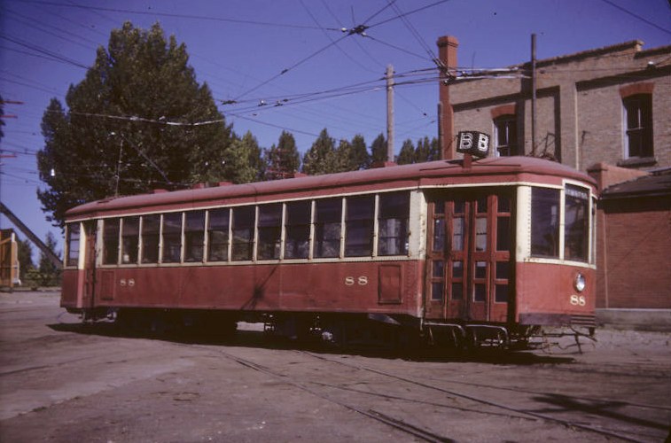 cnr_m_cgy_88_carbarn_19500722_cmr45_bv.jpg