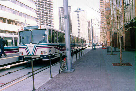 cnr_m_cgy_ctrain_2013_ct02.jpg