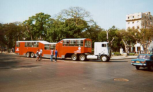 cocu_m_cuba_hershey_camel_bus_bv_hersh21.jpg