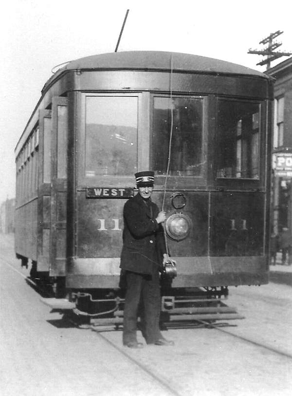 usr_m_stii_freeraillight_11_freeport-west+line_ss_free04.jpg